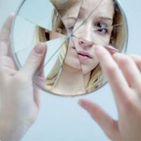 نشانه های اعتماد به نفس پایین