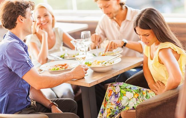 علت‌های دل درد در برخی افراد، بعد از صرف غذا