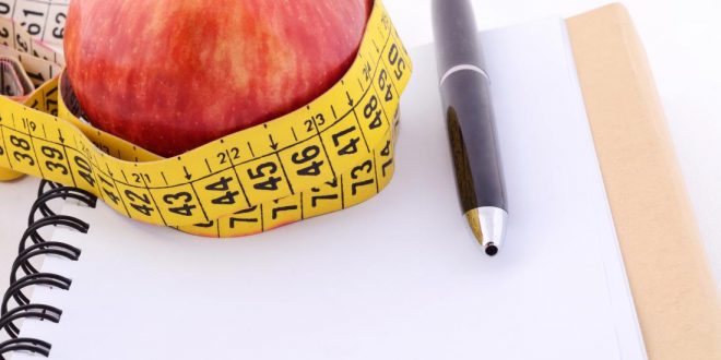 10 روش غیررژیمی که به شما کمک می‌کند به راحتی وزن کم کنید