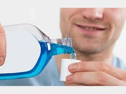 دهان شویه مفید است یا مضر؟