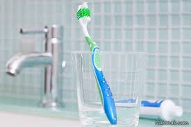 مسواکتان را در دستشویی نگذارید