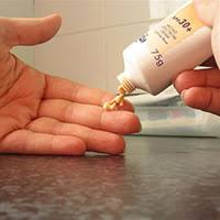 خصوصیات مهم یک کرم ضد آفتاب مناسب که باید بدانید