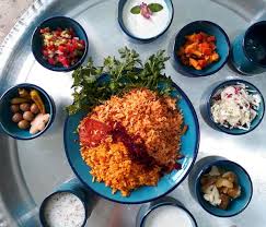 خوردن چه موادی همراه با غذا اجباری است؟