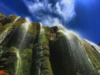 نمایی زیبا از آبشار پونه زار فریدونشهر