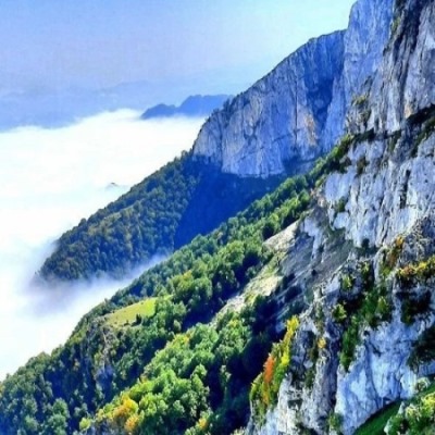 آشنایی با طبیعت بکر و دیدنی توتکابن از شهرهای رودبار