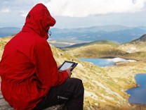 چگونه خود را به کتاب خواندن عادت دهیم؟