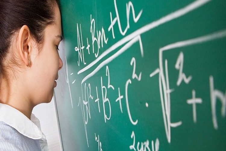 یک تحقیق درباره ضرورت تدریس دیفرانسیل و انتگرال در دبیرستان