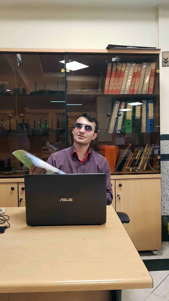 گفت‌وگو با علیرضا ایزدی، رتبه‌ی 3 سال 96 (نابینای مطلق)