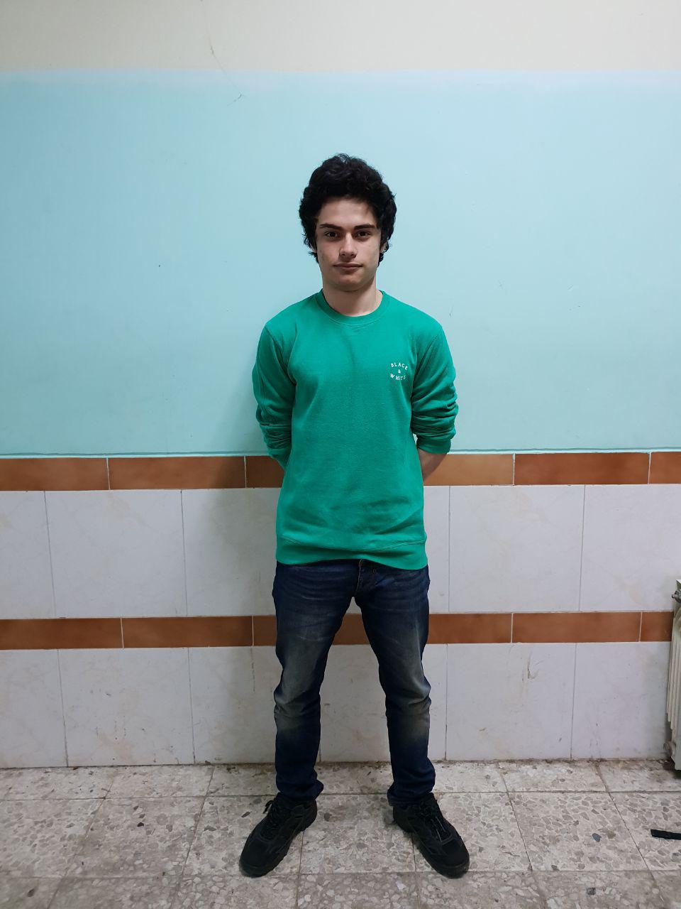 گفت وگو با آریا جلالی، رتبه 4 ریاضی کشوری کنکور 98 از لاهیجان