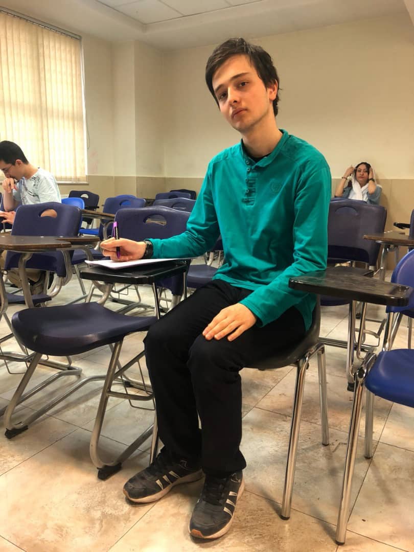 محمد خلیل‌زاده، دانش‌آموز برتر انسانی در یک نگاه