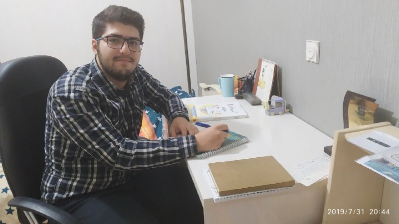 کارو شهبازی، دانش‌آموز برتر انسانی در یک نگاه