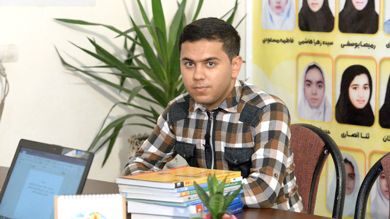 قهرمان پیشرفت: یوسف متحدی از بندرلنگه، از رتبه ی 24224 تا 660