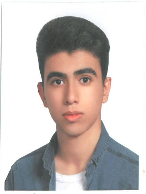 گفت‌وگو با رتبه 8 منطقه 3 کنکور انسانی 99: آرمان چاوشی