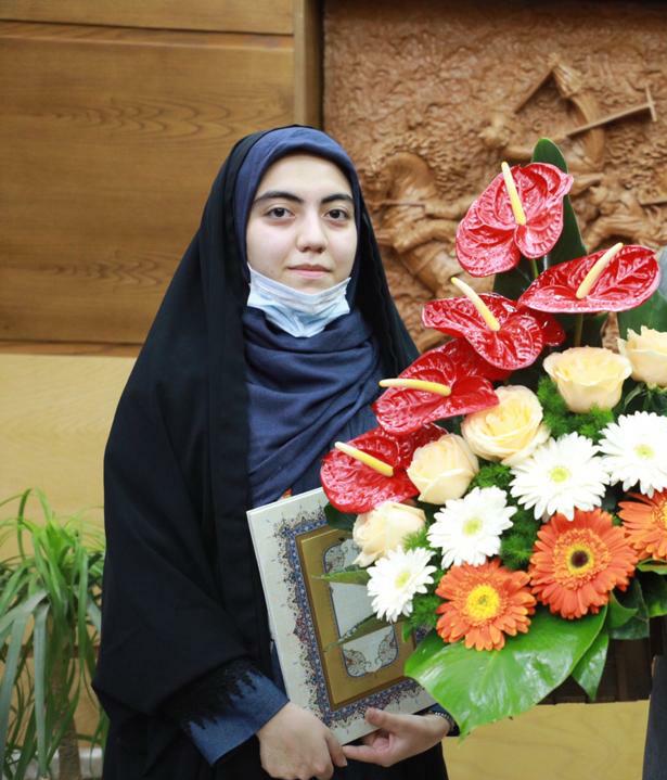 گفت‌وگو با رتبه 5منطقه 2 کنکور انسانی 99 : نازنین زهرا افشار