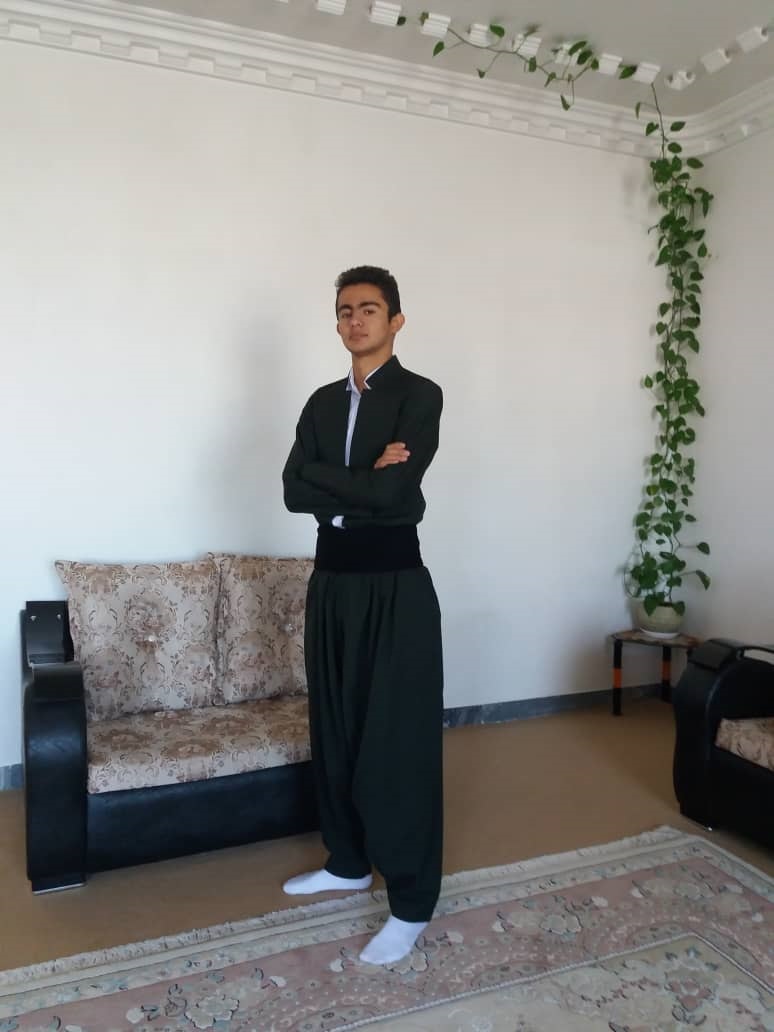 گفت و گوی  امین جماعتی با قهرمان پیشرفت ایوب کریم نژاد