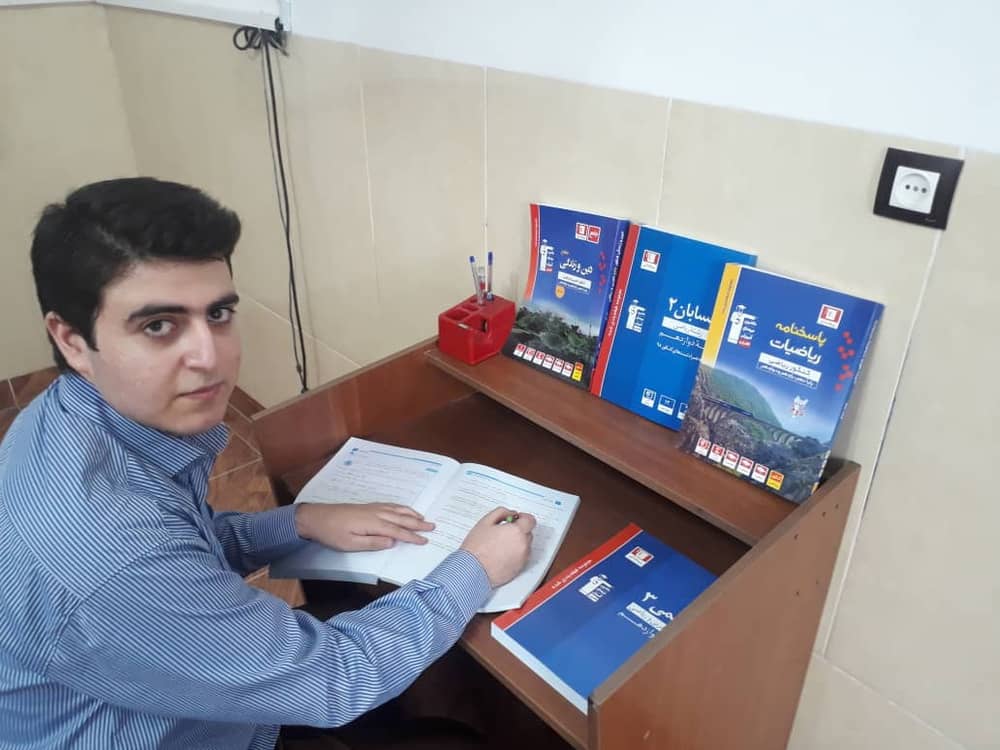 گفتگوی رادمن سرداری با علی اشرفپور قهرمان پیوستگی نیمسال اول