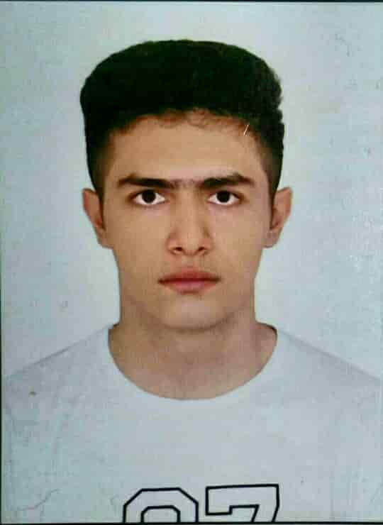 گفتگوبا قهرمان پیوستگی نیمسال اول (انسانی) محمدرضامحمودی