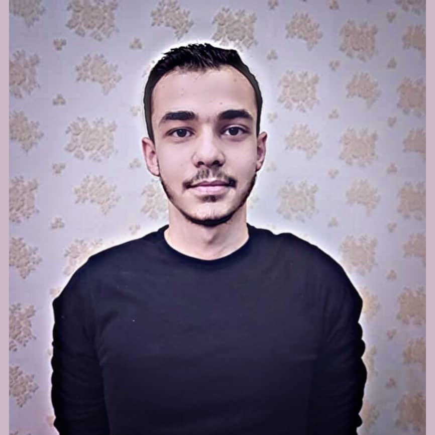 گفتگو با قهرمان پیوستگی نیمسال اول (تجربی) امیررضا رمضانی