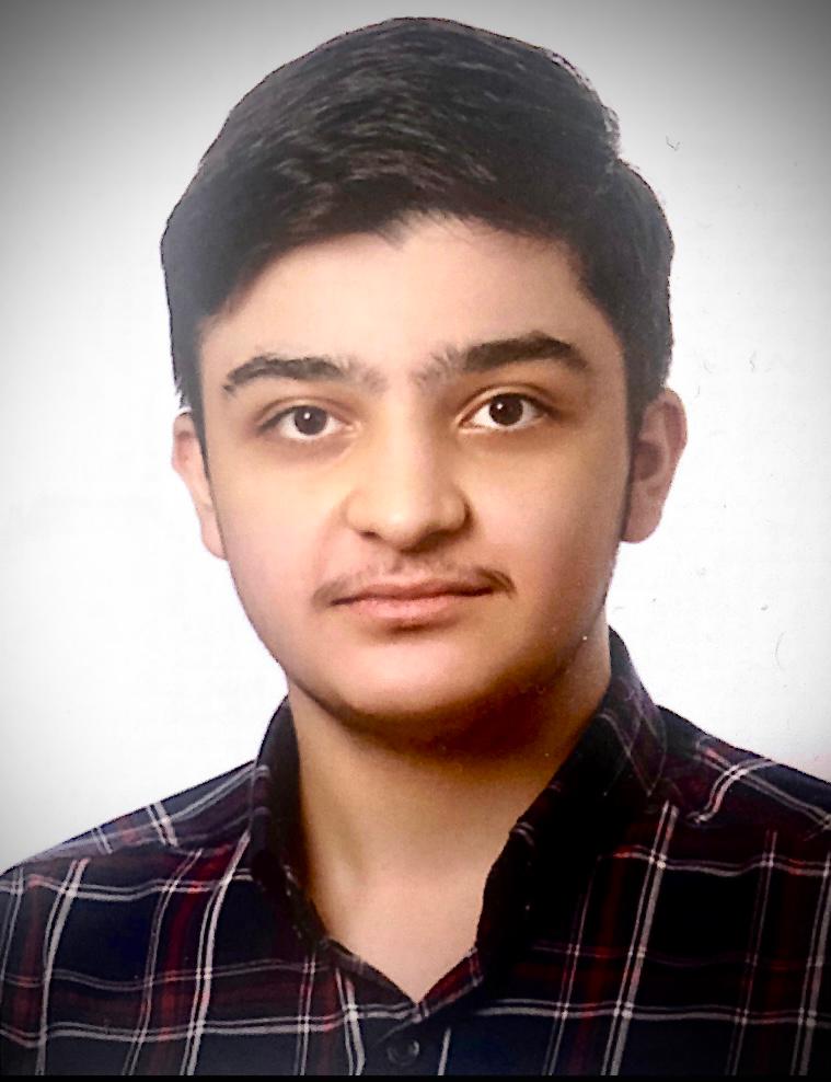 گفتگوی الهام حاجی محمدی با قهرمان پیوستگی نیمسال اول علی مبینی