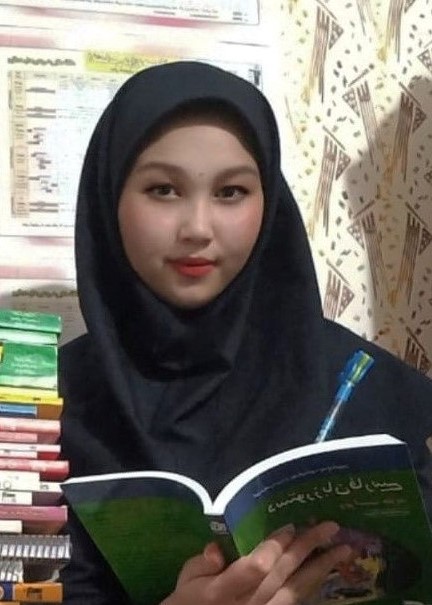 گفت و گو با قهرمان پیوستگی نیمسال اول (ریاضی) مهدیه کفاش