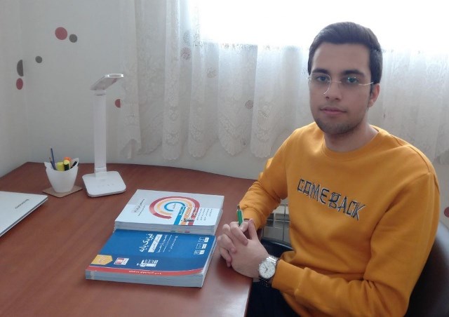 گفت‌و‌گو با  صدرا جلال جباری؛ دانش‌آموز برتر دوازدهم تجربی