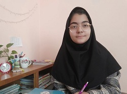 گفت‌و‌گو با ریحانه سادات نادری؛ از نهم تا قبولی در تیزهوشان