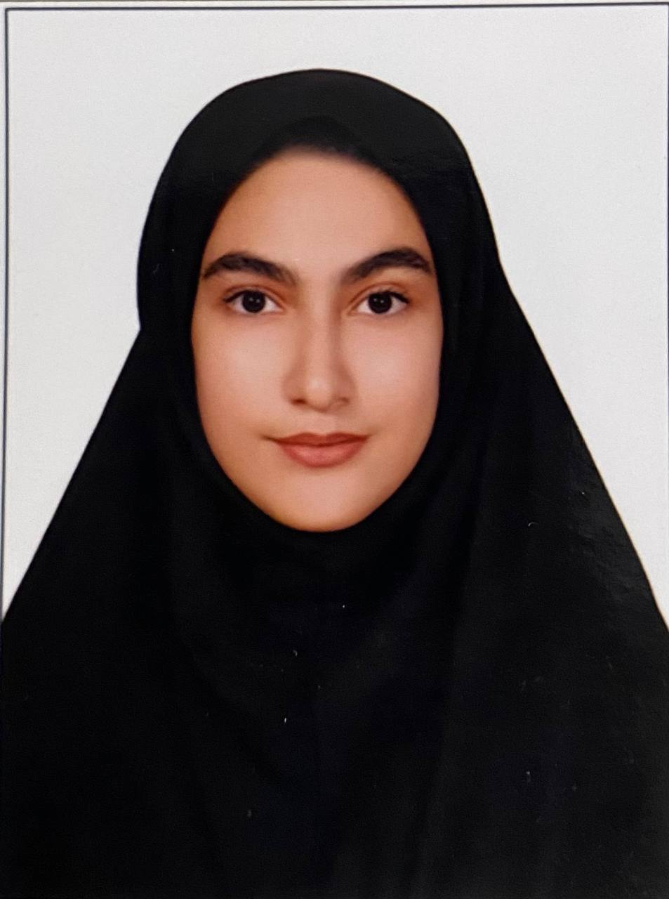 فاطمه آزاد- تحلیل آزمون 7 فروردین کمک کرد نقاط ضعفم را بشناسم