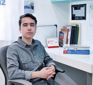 امیررضاعابدینی،دانشجوی پزشکی:منظم درس خواندن دستاورد مهم کانون