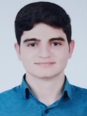 گفت‌وگو با کوروش صیادی؛ دانش آموز برتر منحصرا زبان