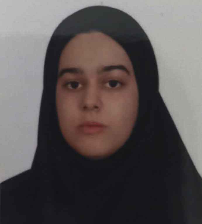 گفتگو با شادی کرمی دانش آموز گروه منحصرا زبان