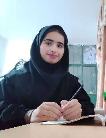 گفت وگو با فائزه ولی زاده؛ قهرمان پیوستگی دوازدهم تجربی