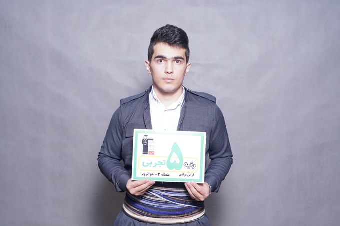 گفت‌وگوی کاظم قلم‌چی با آراس مرادی رتبه‌ی 5 منطقه‌ی 3 تجربی 1403