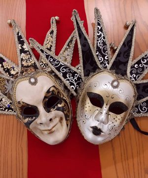 (فصل اول) اصول و مبانی ماسک و گریم- مواد و ابزار چهره پردازی