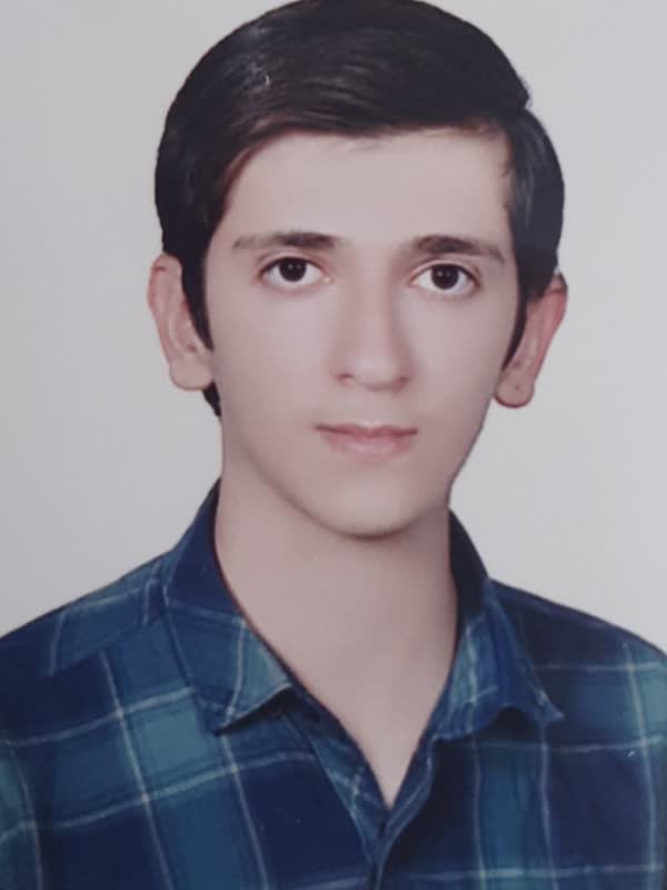 ایلیا نظری؛ دانش‌آموز برتردوازدهم تجربی تراز 6044 با 236 آزمون