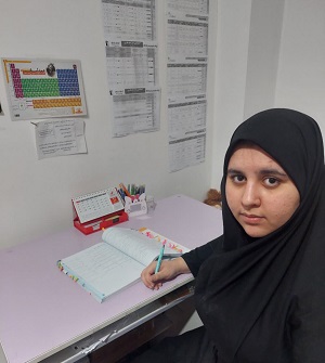 گفت وگو با سوگل نجف نوه سی ؛برتر دوازدهم تجربی با 2801 پاسخ صحیح