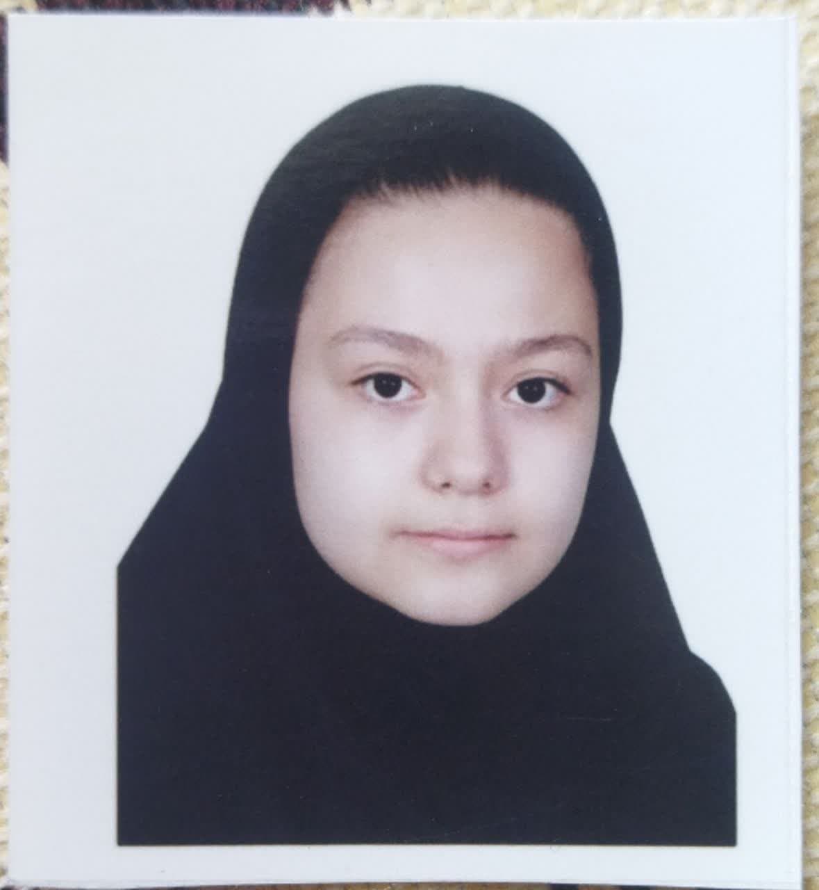 فاطمه سرهنگی پایه نهم معدل 19.5