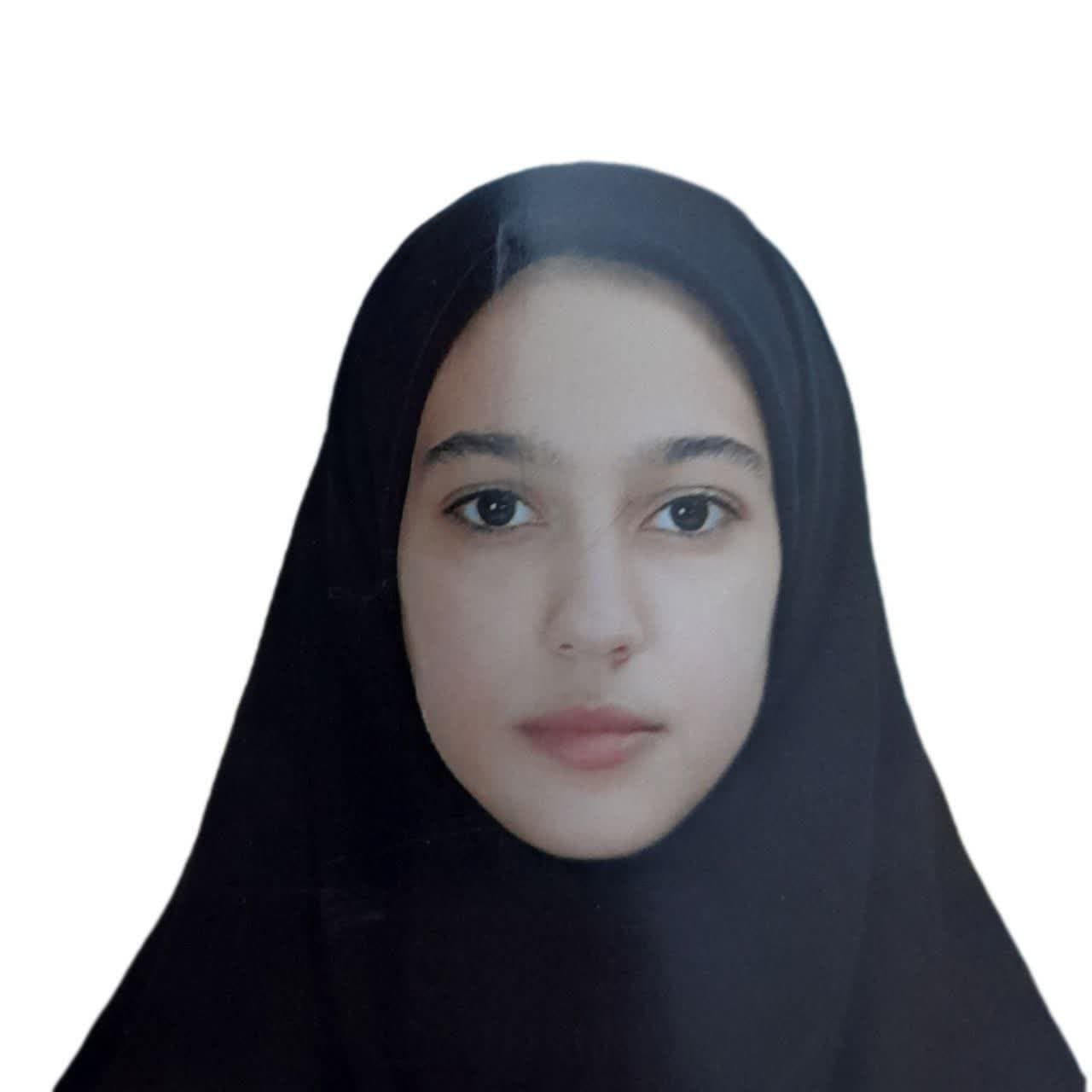 گفت و گو با یلدا قنبری؛ قهرمان پیوستگی پایه یازدهم انسانی