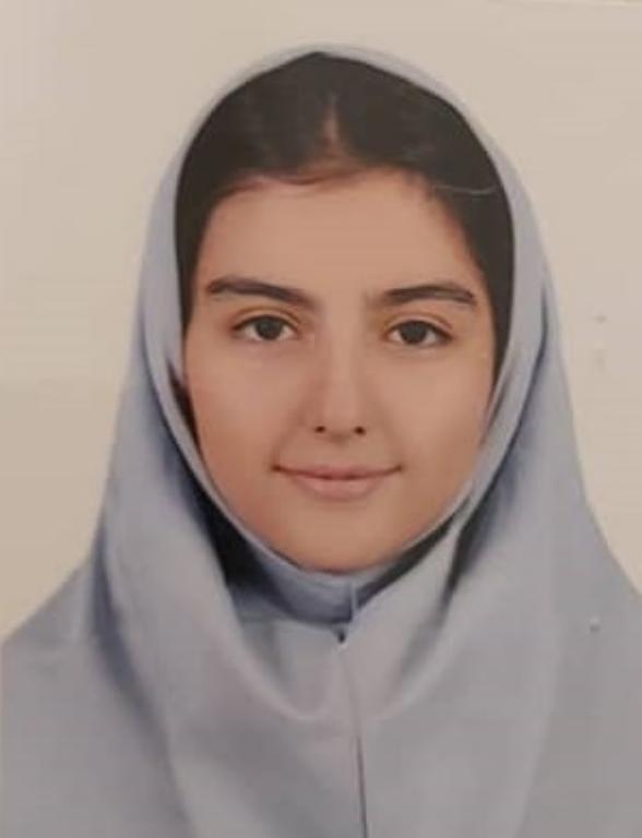 گفتگو با ویانا اعصاری دانش آموز دوازدهم تجربی