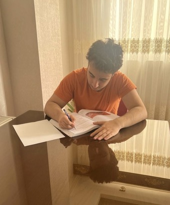 گفتگو با محمد هاشمی؛ قهرمان پیوستگی دوازدهم تجربی از شبستر