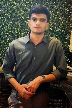 گفتوگو با محمدجواد ربیعی رتبه برتر کنکور1403 ریاضی