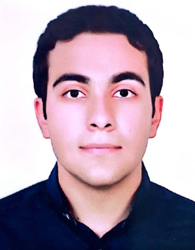 گفت و گو با آریا هاشمی؛عضو باشگاه پانصدتایی‌ها از شیراز