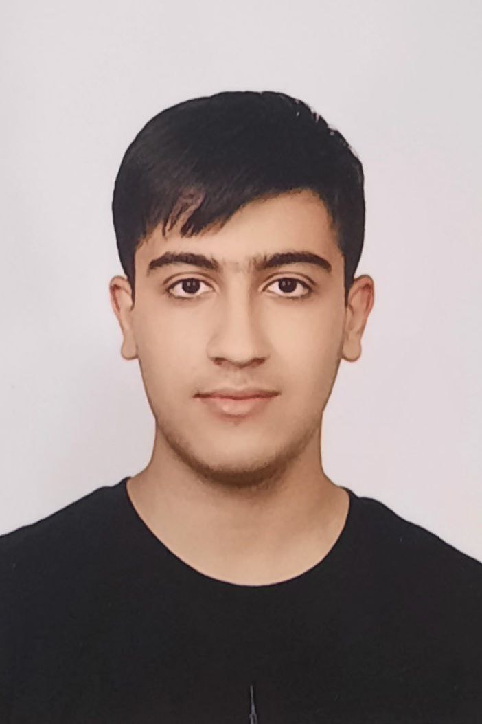 گفت و گو با کسری عظیمی؛  عضو باشگاه هفتصد تایی‌ها دوازدهم تجربی