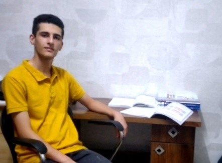 گفت وگو با پارسا پوررضایی ؛ پایه دوزادهم ریاضی با 849 پاسخ صحیح