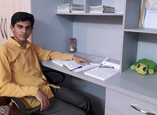 گفتگوبامحمدعلی طهماسبی قهرمان پیوستگی پایه دوازدهم تجربی