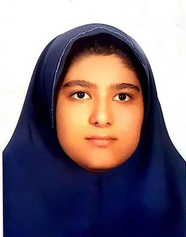 گفتگو با الینا میرزاخانی با 400 پاسخ صحیح