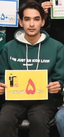 گفت‌وگو با مهدی نظرلو ؛ رتبه 5 کنکور هنرستان رشته الکتروتکنیک