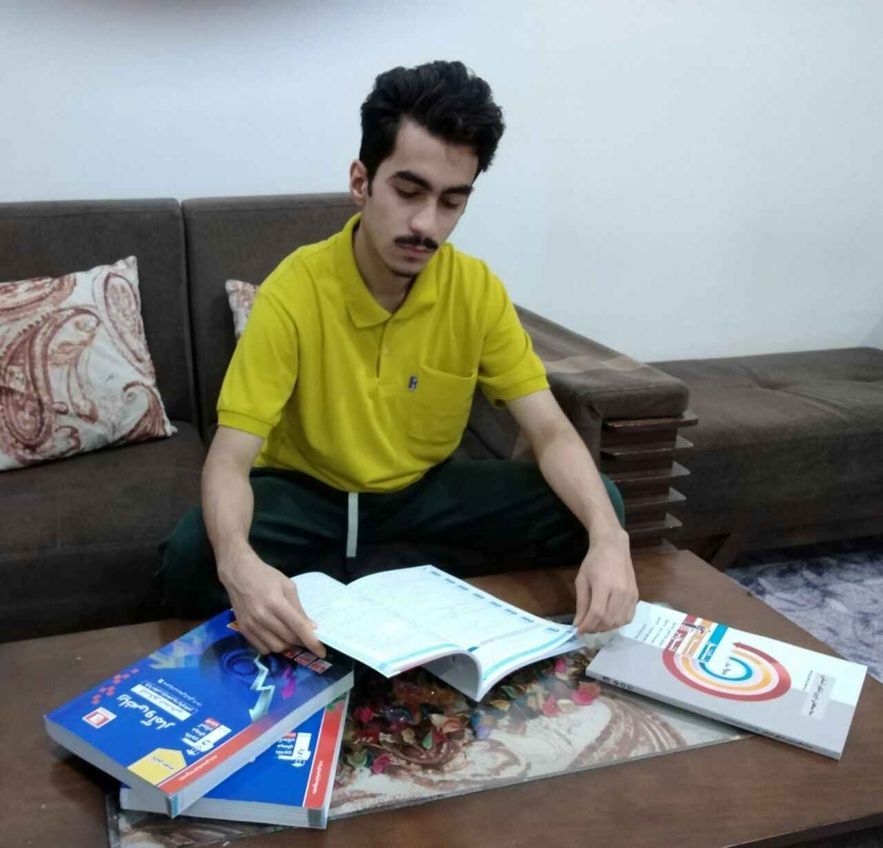 گفت وگو با احمد موسوی؛ عضو باشگاه پانصدتایی‌ها دوازدهم از شادگان