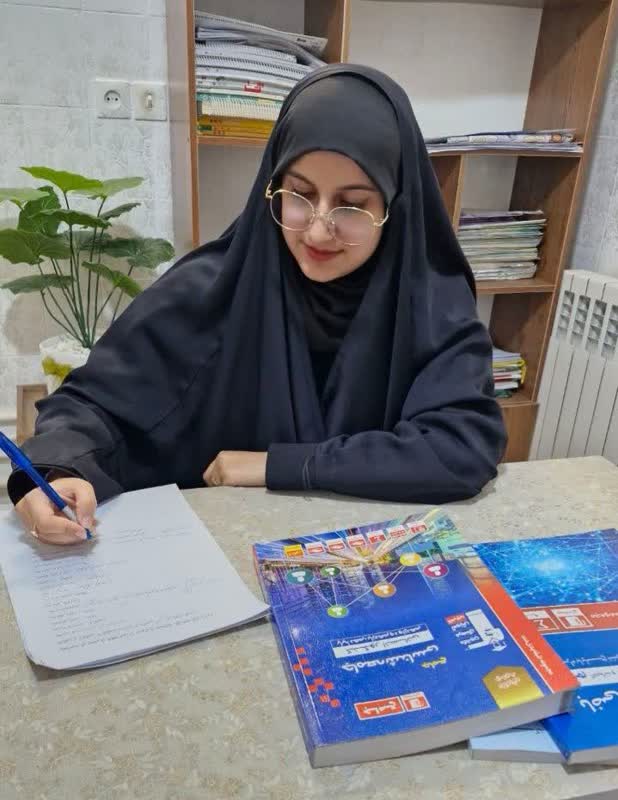 گفت وگو با رقیه لطفی فر رتبه 155انسانی  منطقه 2 از رفسنجان