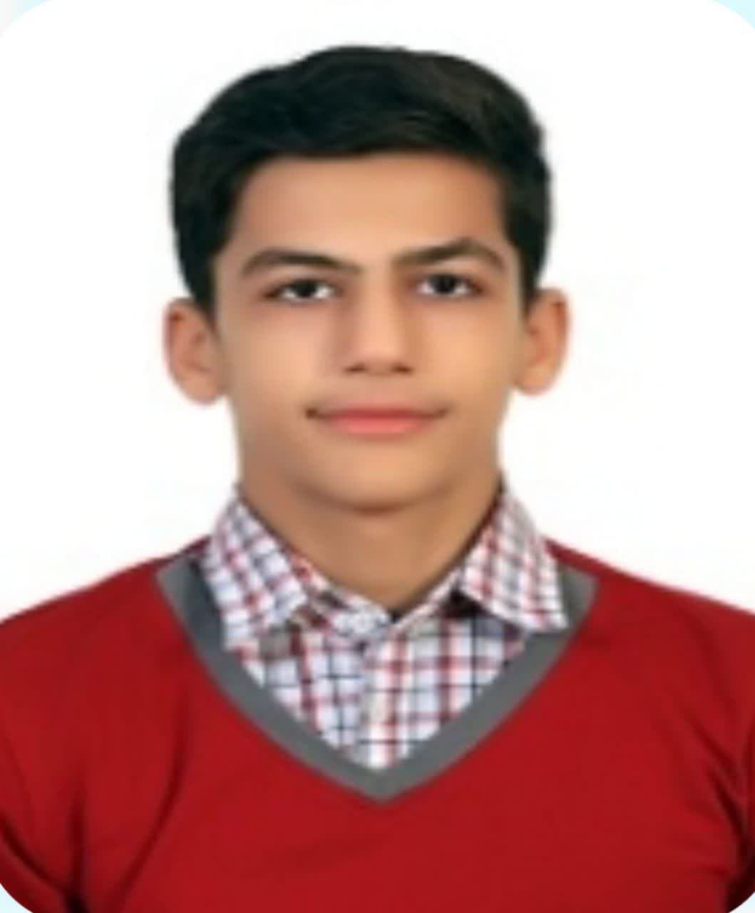 گفت‌وگو با علیرضاکریمی پایه دوازهم تجربی با332 پاسخ صحیح