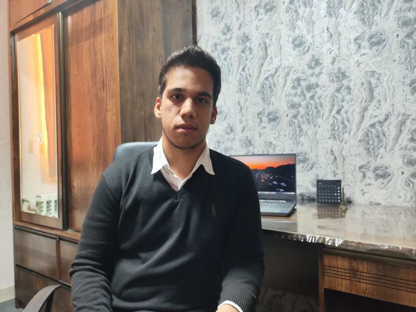 مصاحبه با علیرضا فروزان نیا؛ رتبه برتر کنکور 1402